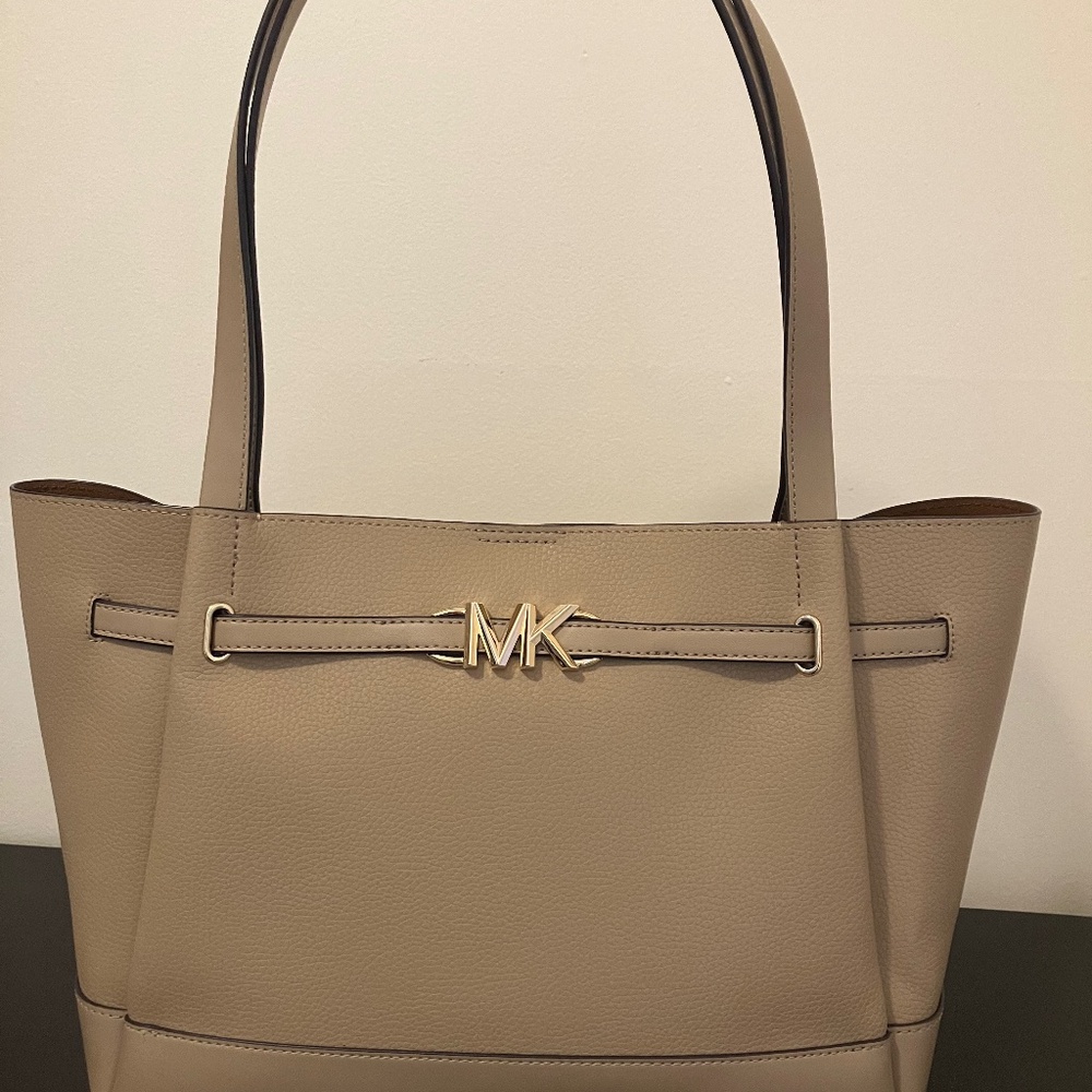 Michael Kors Reed Large Belted Shoulder Tote Bag Camel